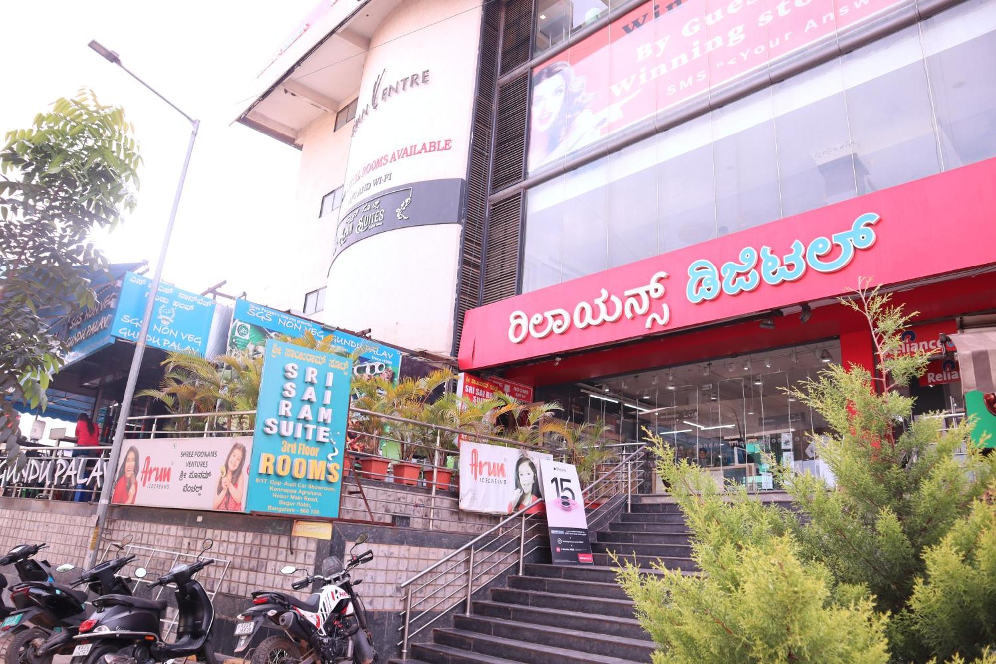 Sri Sai Ram Suites Bangalore Eksteriør billede
