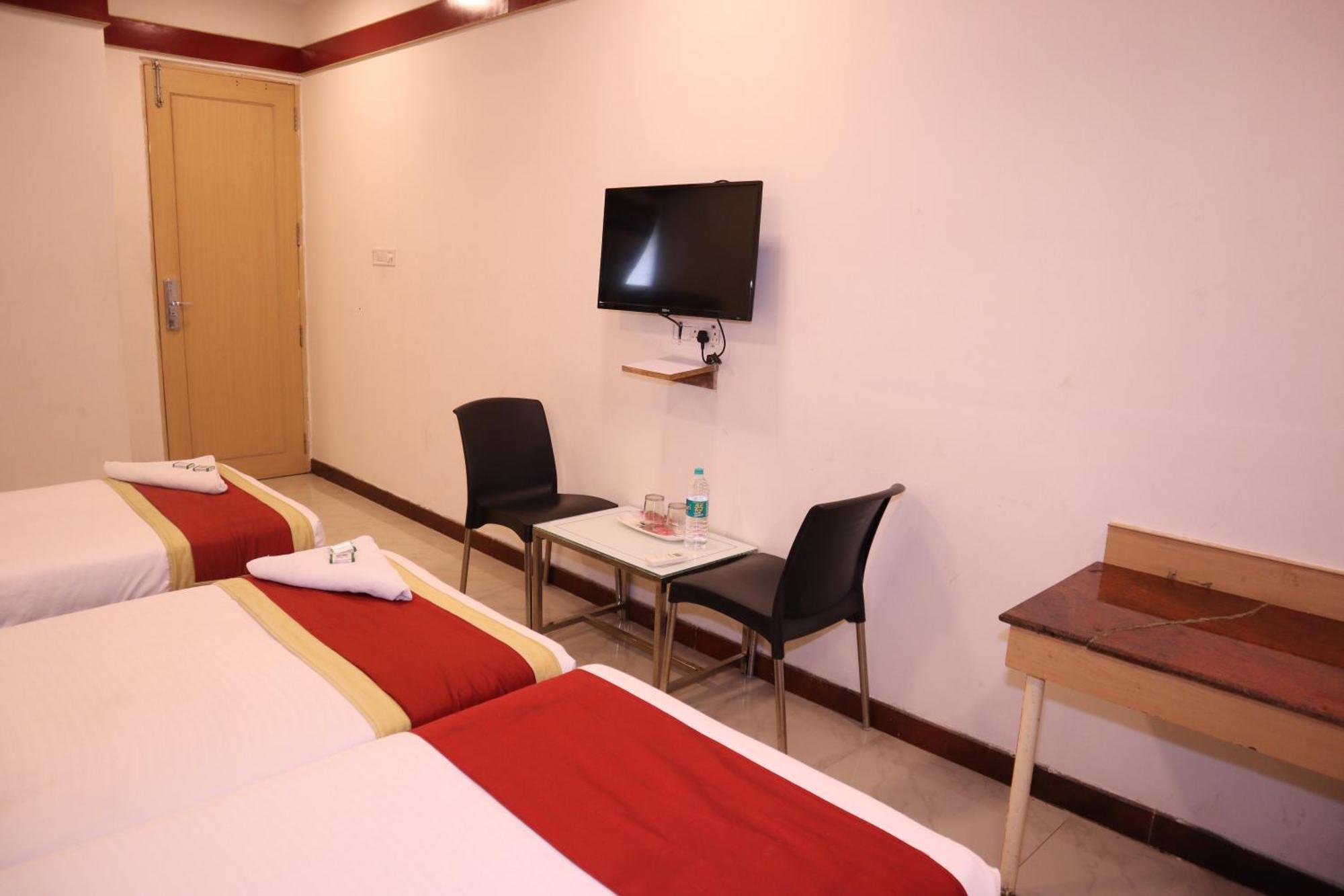 Sri Sai Ram Suites Bangalore Eksteriør billede