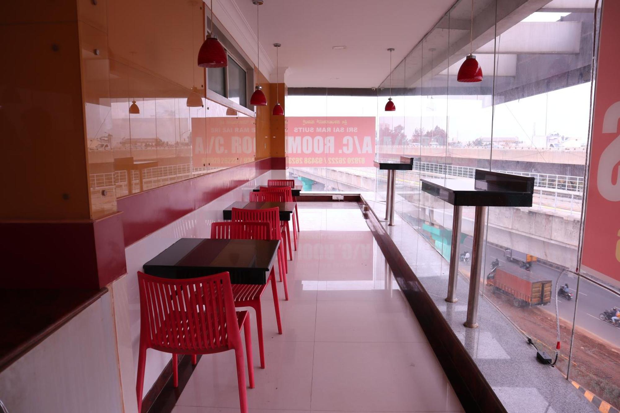 Sri Sai Ram Suites Bangalore Eksteriør billede